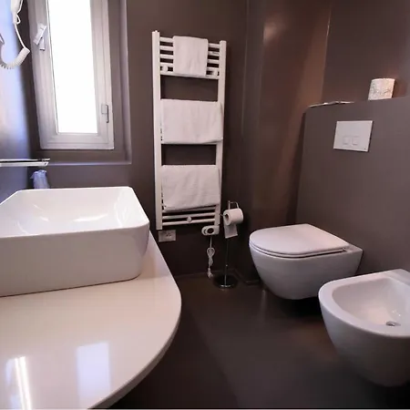 Vittoria 3*