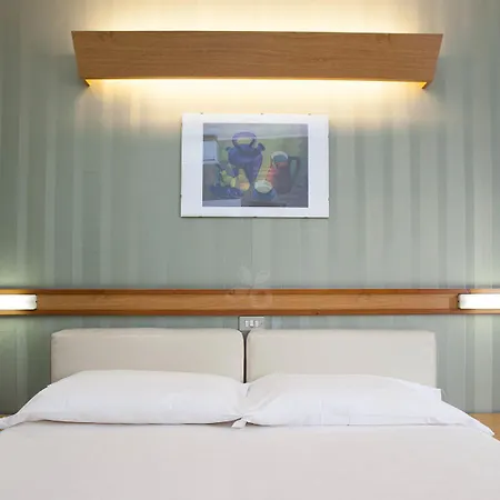 Vittoria 3* Генуя