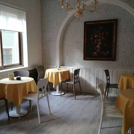 Vittoria 3*