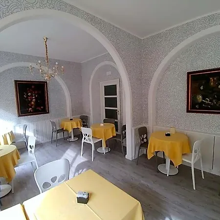 Vittoria Hotel