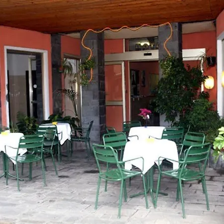 Hotel Vittoria Genoa