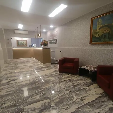 Vittoria 3*