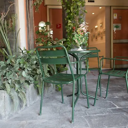 Vittoria Отель Генуя